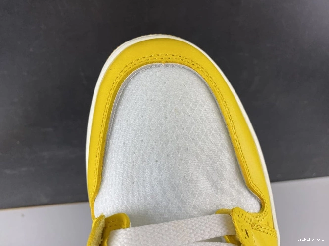 1 NRG AQ0818-149 Yellow-Cone Powder Off-White Dark Jordan x Air White 0816